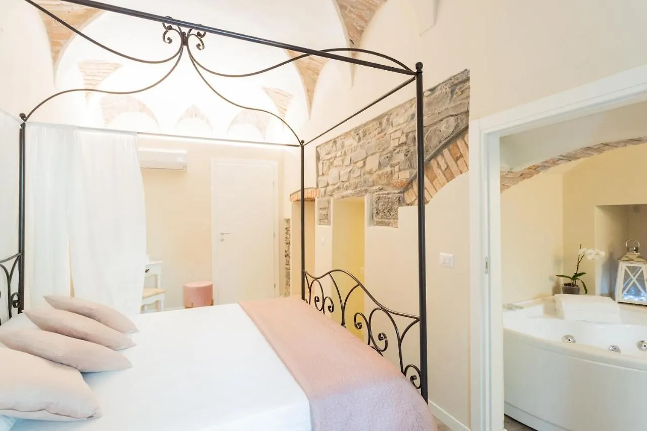 Romantic Escape City Centre With Jacuzzi & Parking By Rent All Como Apartment Italy