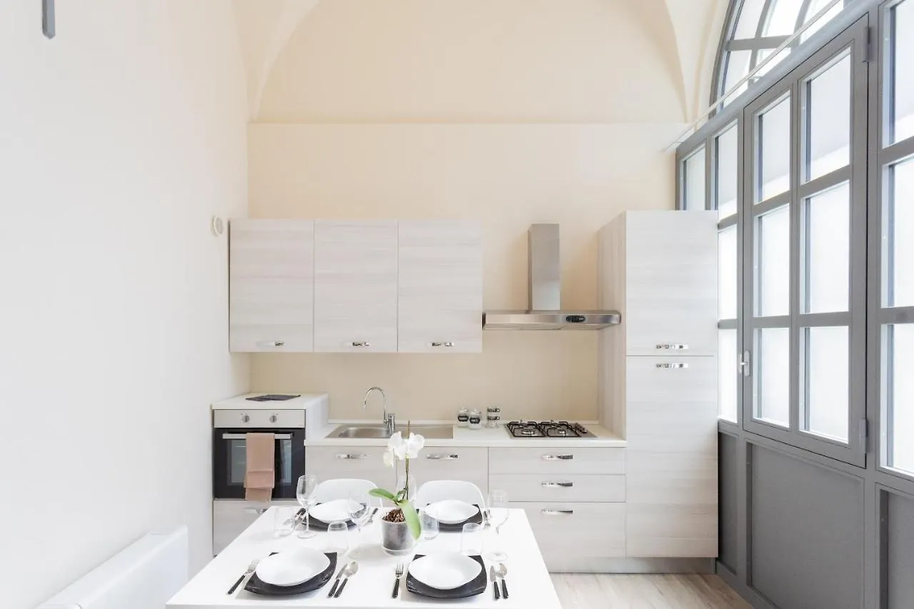 Romantic Escape City Centre With Jacuzzi & Parking By Rent All Como Apartment 0*,  Italy