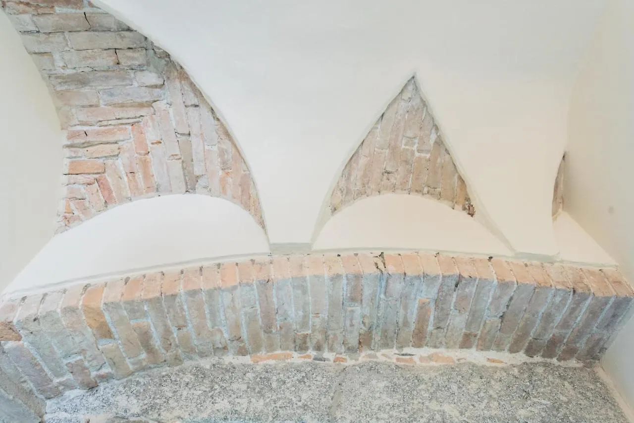 Romantic Escape City Centre With Jacuzzi & Parking By Rent All Como Apartment Italy